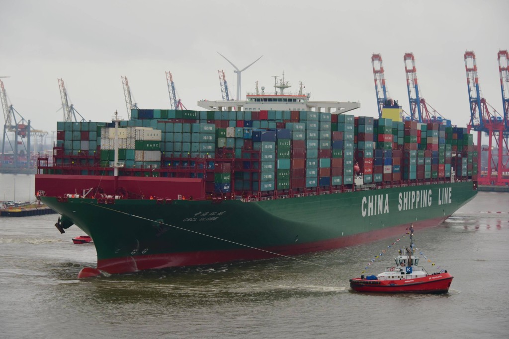CSCL Glob in Hamburg